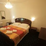 By The Sea - Diklo, - 16023 بيت ضيافة زادار