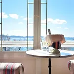 By The Sea - Diklo, - 16023 بيت ضيافة 4*