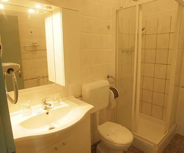 By The Sea - Diklo, - 16023 Πανσιόν 4*